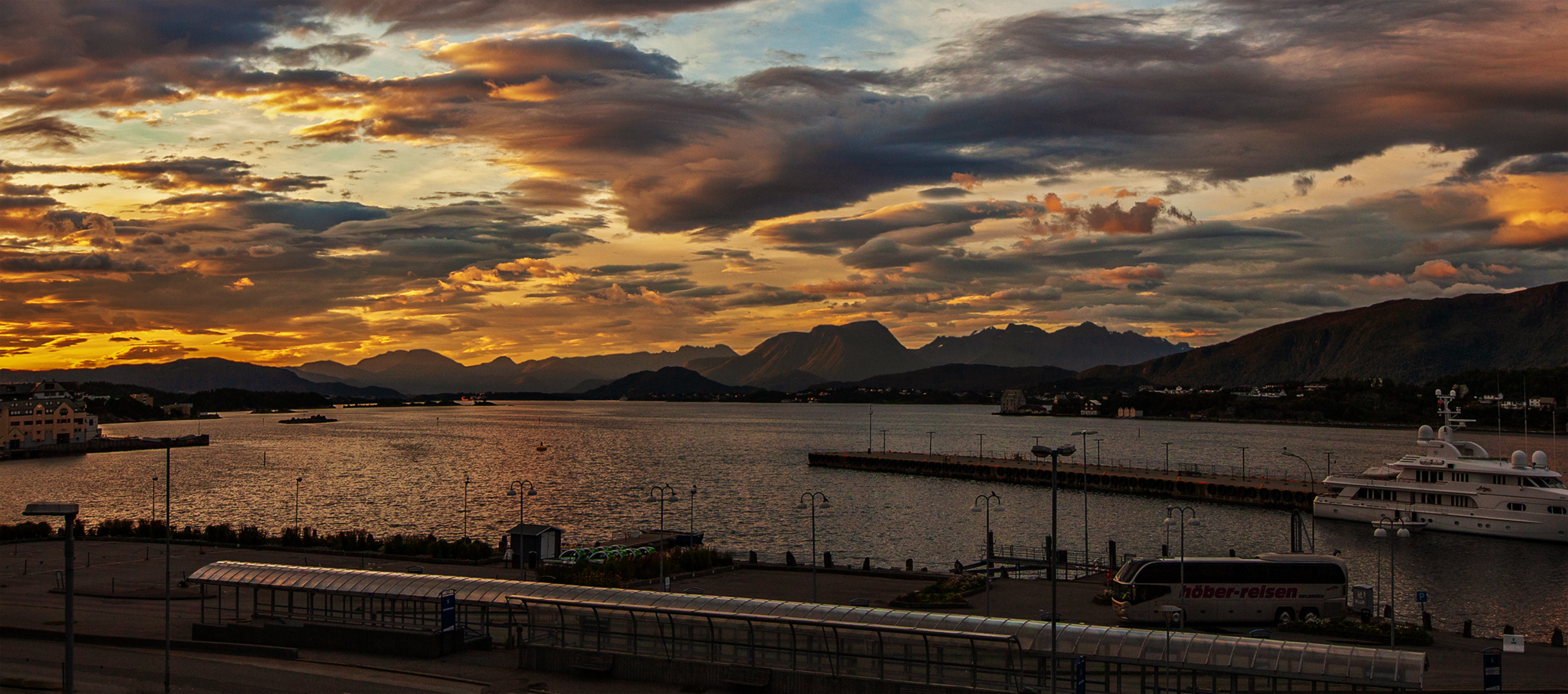 Alesund Hafen 002 