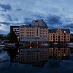 Alesund Hafen am Abend 