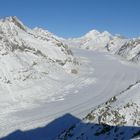 Aletschgletscher mit jungfräulicher Hintergrund-Dominanz