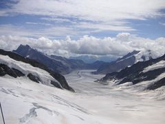 Aletschgletscher mit Wolken