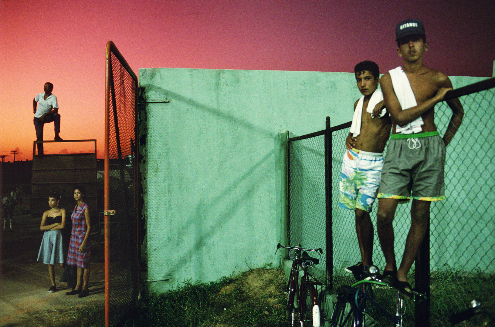 ©ALEX WEBB - CUBA - 2001 - Havana - Street scene