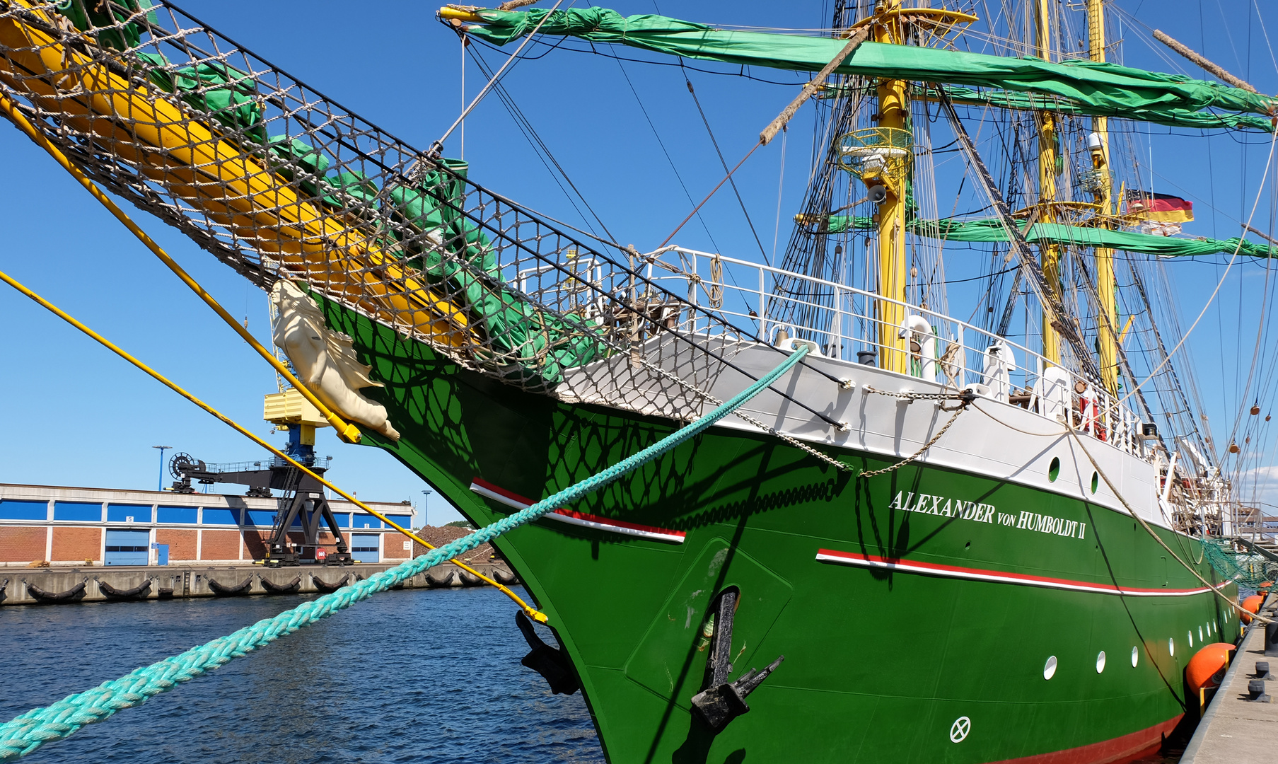 Alexander von Humboldt 2 in Wismarer Hafen zum Hafenfest 2016