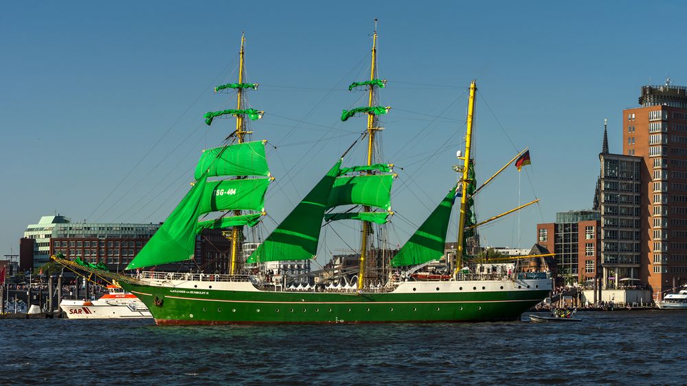 Alexander von Humboldt II ... 03