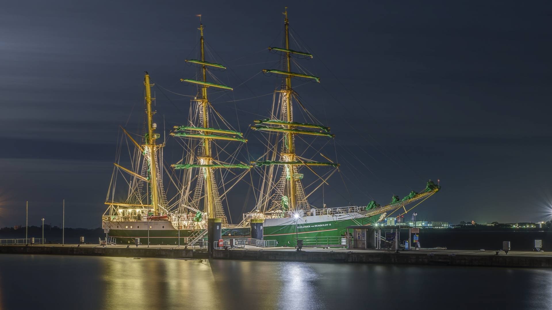 ALEXANDER von HUMBOLDT II 