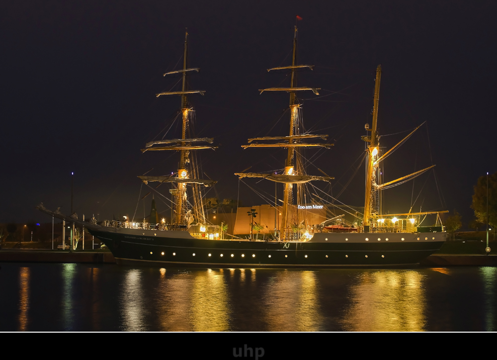Alexander von Humboldt II - Nachtfoto