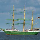 ALEXANDER VON HUMBOLDT II  vor Cuxhaven