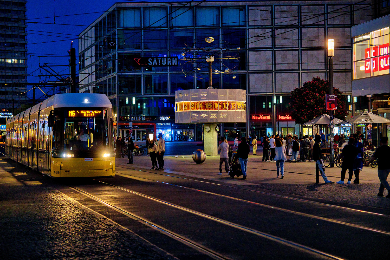 Alexanderplatz bei Nacht