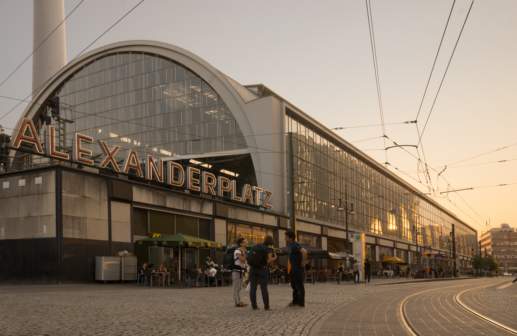 Alexanderplatz in der goldenen Stunde