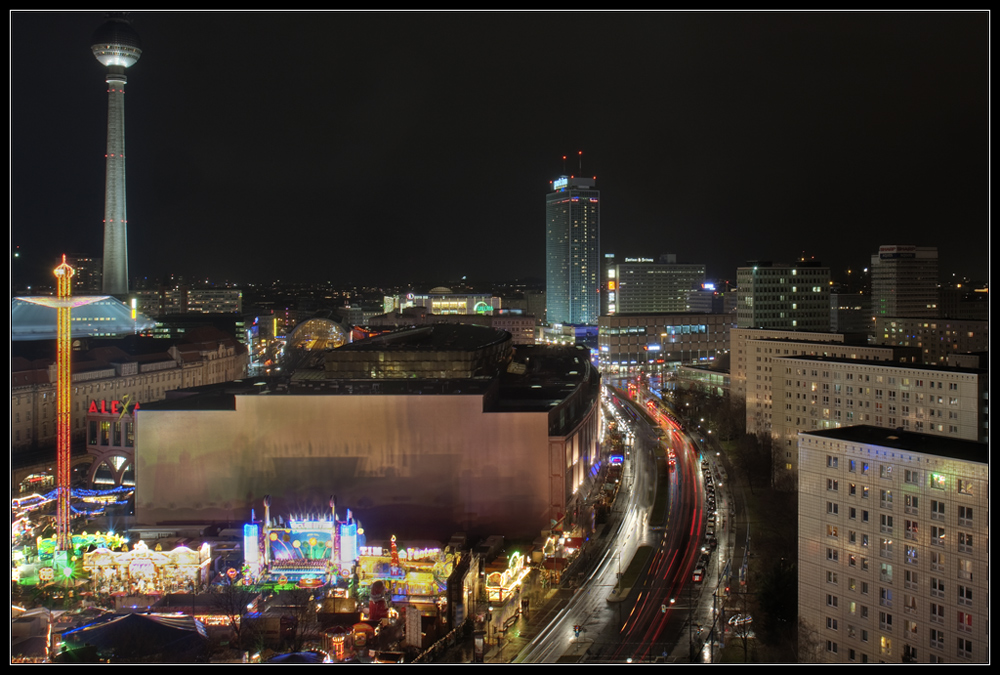 Alexanderplatz zum Weihnachtsmarkt am Alexa