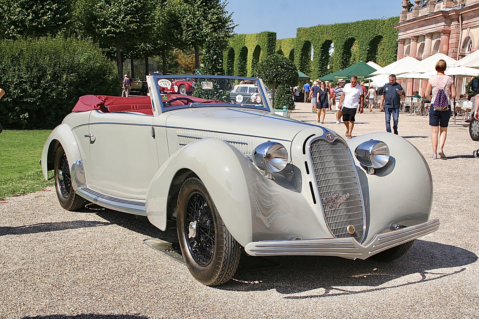 Alfa aus der Schweiz Foto & Bild | historisch, straße ...