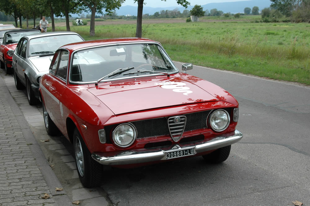 Alfa Bertone GTA "Kantenhaube"