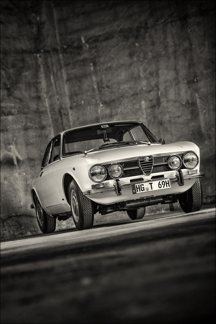 Alfa Giulia GT Bertone SW