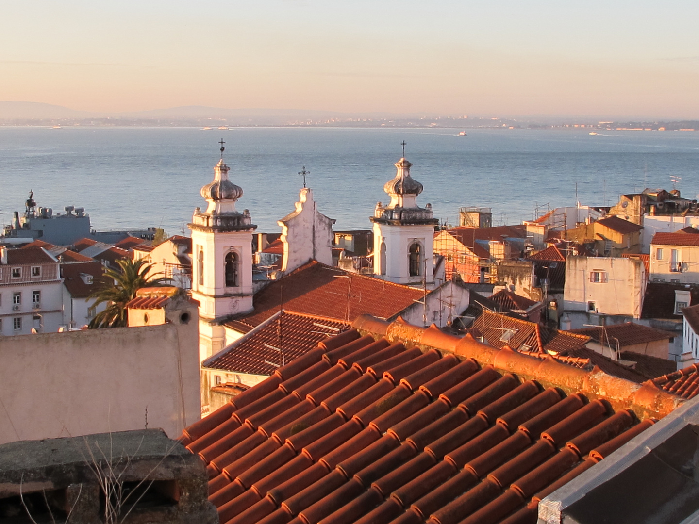 Alfama in der Morgensonne