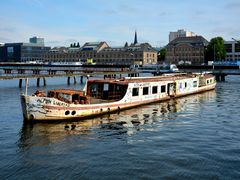 Alfon Libertad vor Anker in Berlin