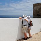 Algarve IX Wäre die Mauer nicht so hoch, könnte man Amerika noch besser sehen