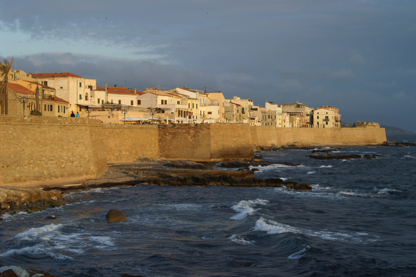 Alghero Bastoni mit Cinta Muraria