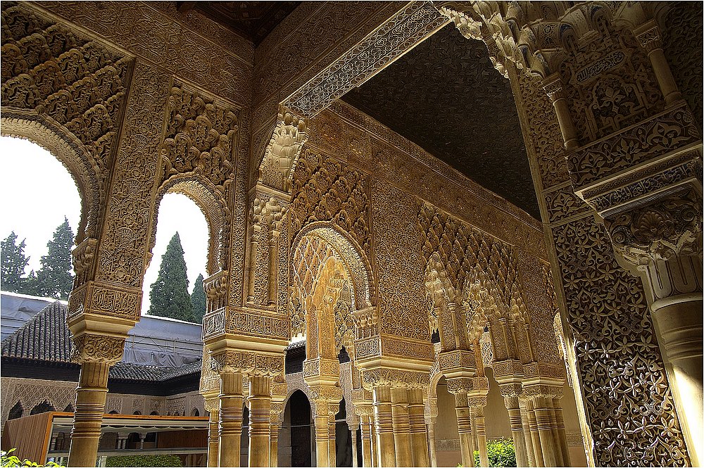 Alhambra Detail im Löwenhof