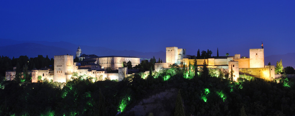Alhambra @night