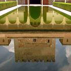 Alhambra Spiegelung im Wasser