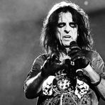 Alice Cooper in Schwarzweiß