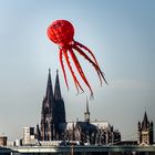 Alien attack on Cologne cathedral Part II