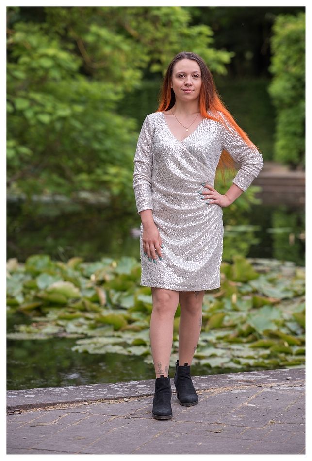 Alina am Teich Foto & Bild intern Bilder auf