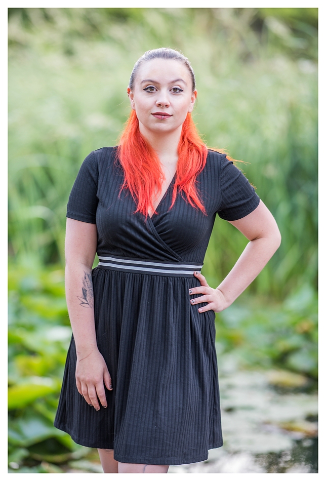 Alina im Grünen Foto & Bild alina Bilder auf