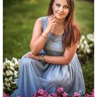 Alina in Blumen