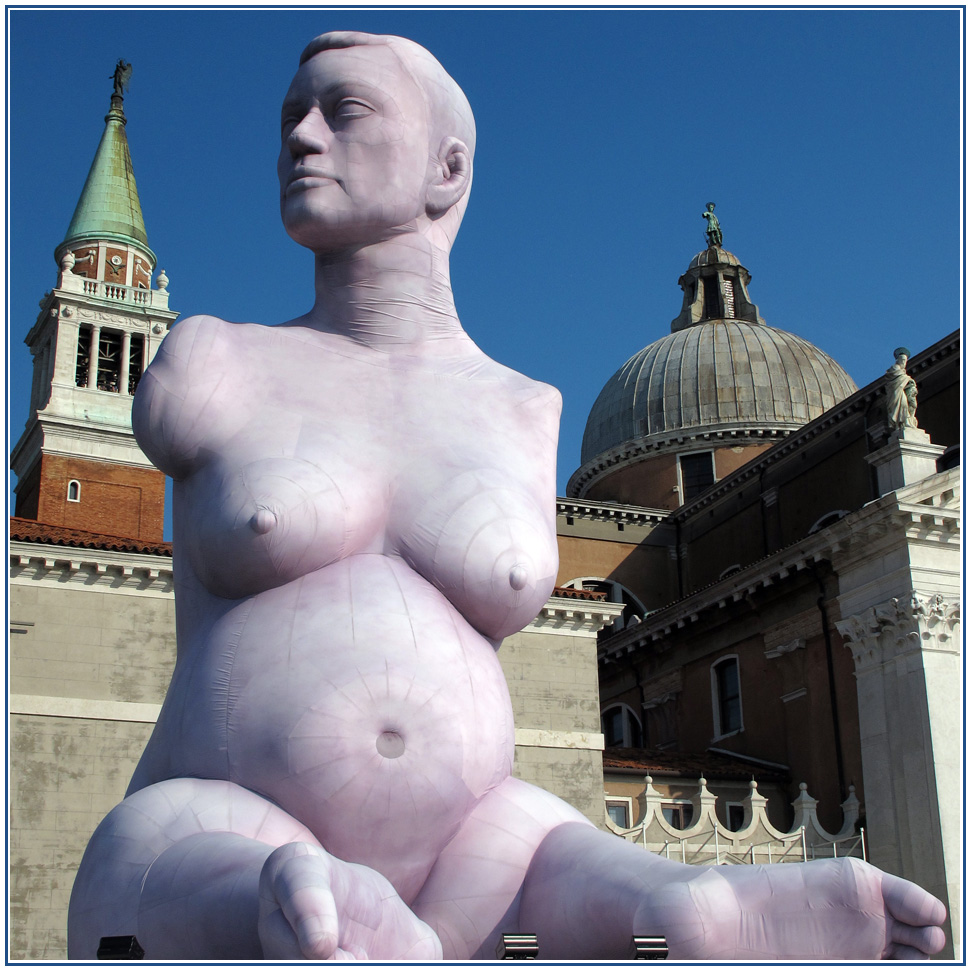 "Alison Lapper Pregnant" by Marc Quinn, San Giorgio Maggiore, Venedig