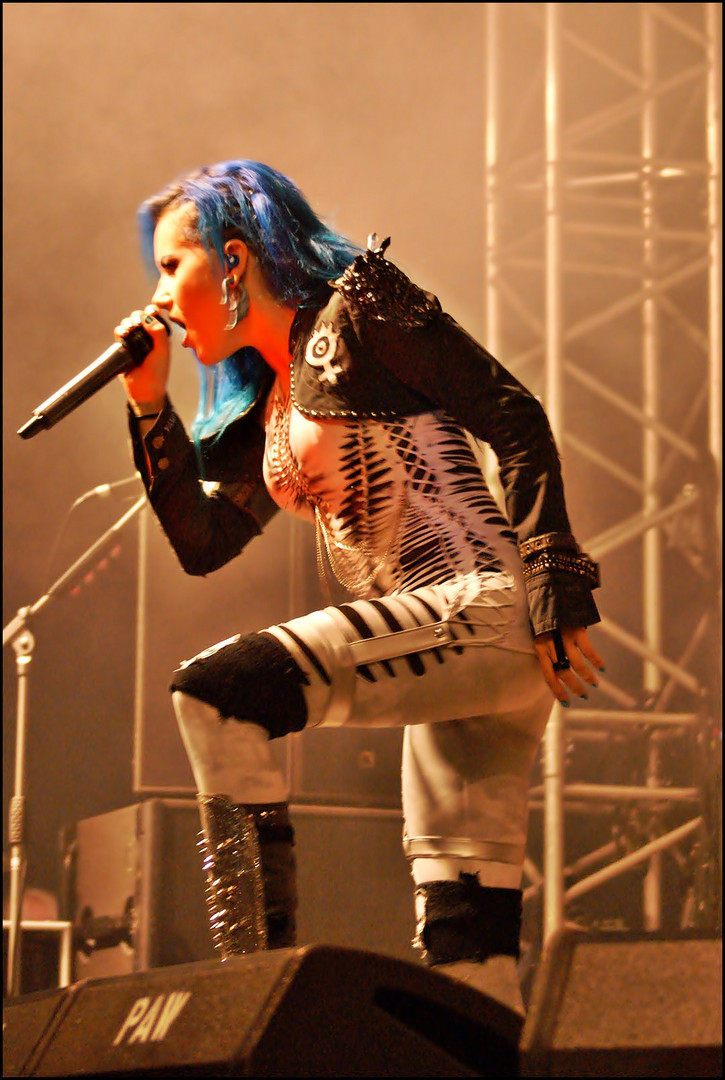 Alissa White-Gluz