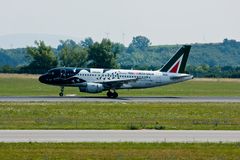 Alitalia A 319-112 ...