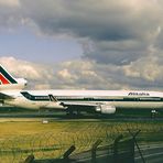 Alitalia MD-11 in Tegel