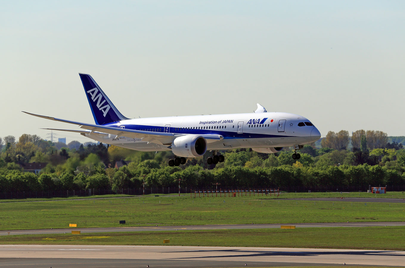 All Nippon Airways (ANA) Boeing 787-8