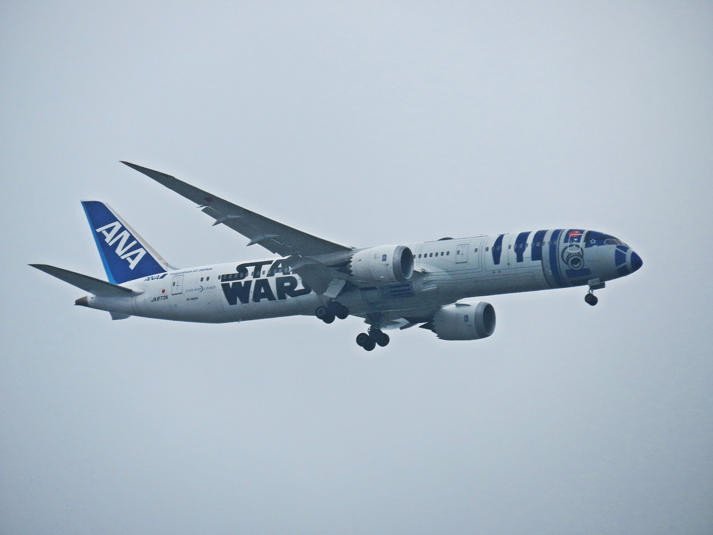 All Nippon Airways (Star Wars R2-D2 Livery)