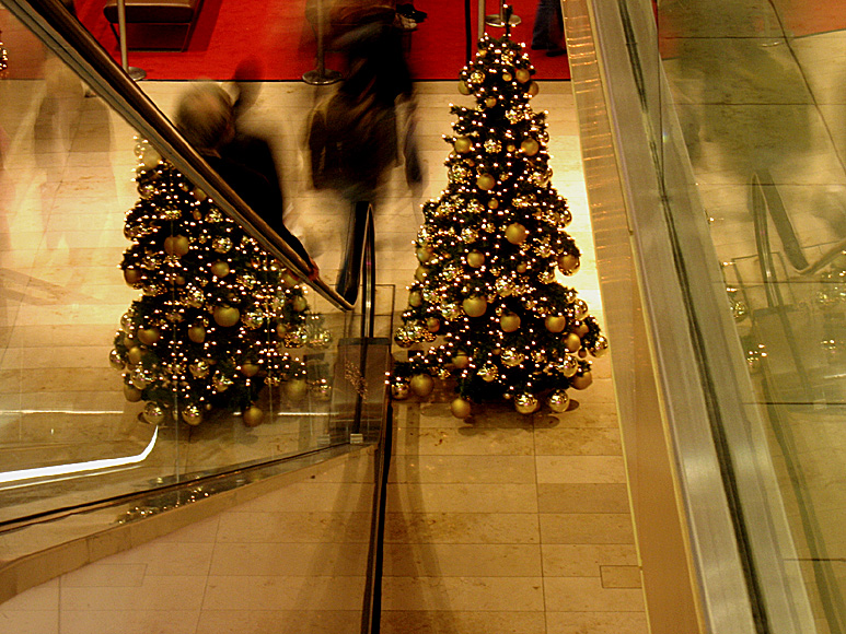 all überall auf den Tannenspitzen, sah ich goldene Lichtlein blitzen