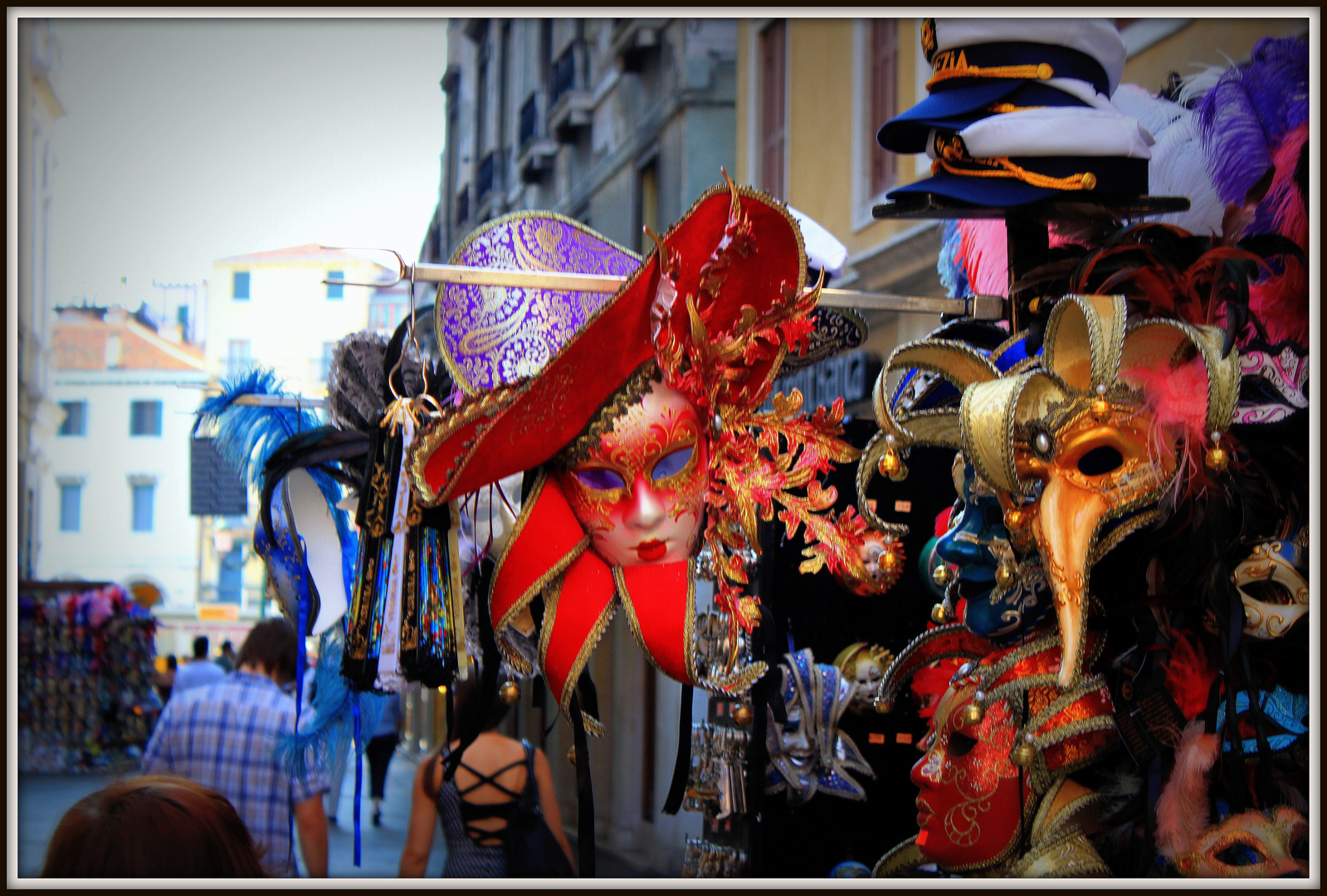 All unsere Masken