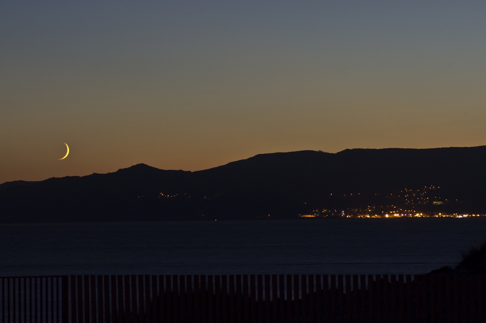 Allá donde la Luna y el Sol se juntan