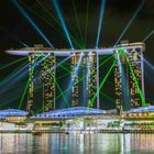 allabendliches Lichterspektakel am Marina Bay Sands Hotel