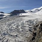 Allalinhorn 4027m und darunter der Feegletscher , denn jetzt im Juli/August....