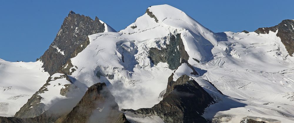 Allalinhorn von HohSaas aus 3150m Höhe aufgenommen...