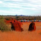 Alle schauen wartend auf den Sonnenuntergang am Uluru / Ayers Rock