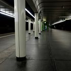 Allein am Bahnsteig