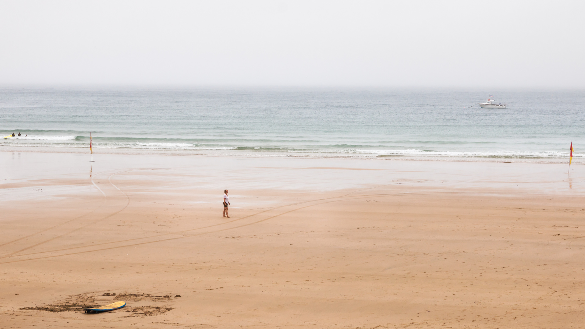 allein am Strand