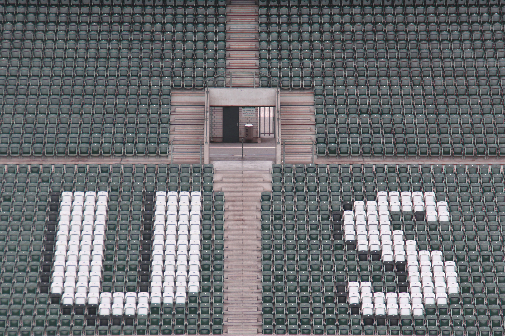 Allein im Borussia-Park 2