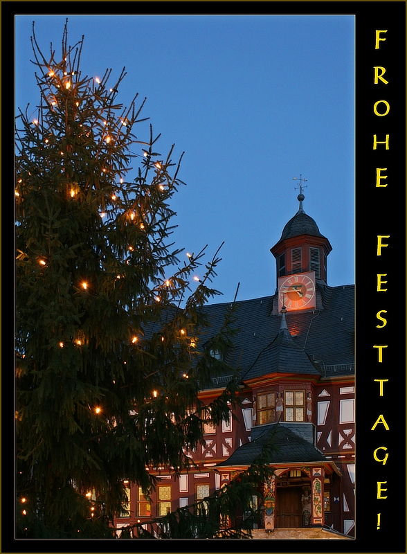 Allen lieben FC-FreundInnen ein frohes, erholsames Weihnachtsfest!