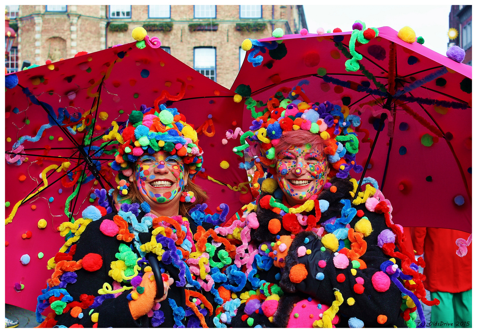 ALLES BUNT Foto Bild erwachsene menschen in der ALLES BUNT Foto Bild erwachsene menschen in der