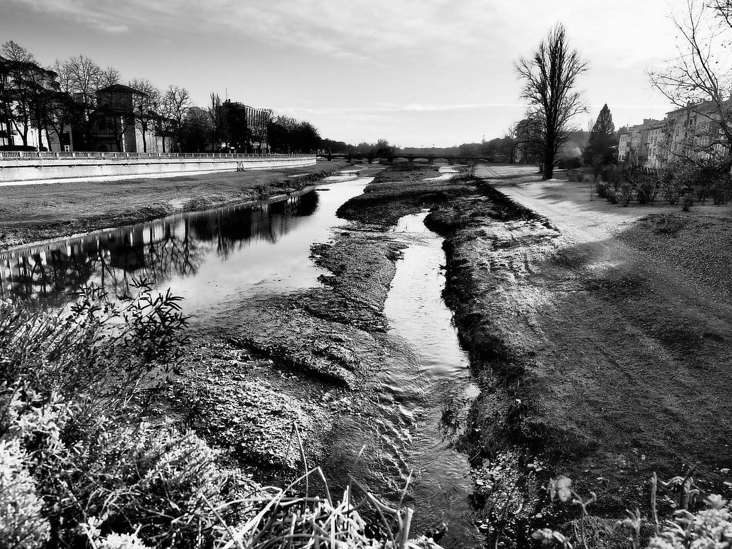 Alles im Fluß, nur an Wasser fehlt's