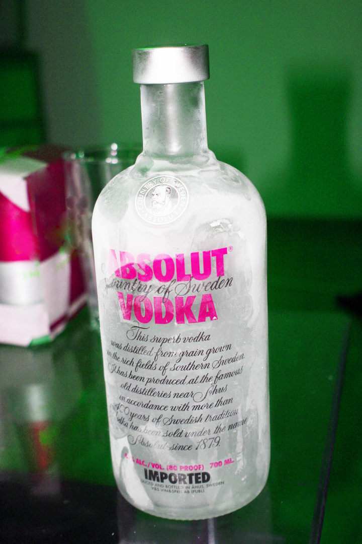 "Alles ist relativ-nur Vodka ist Absolut"