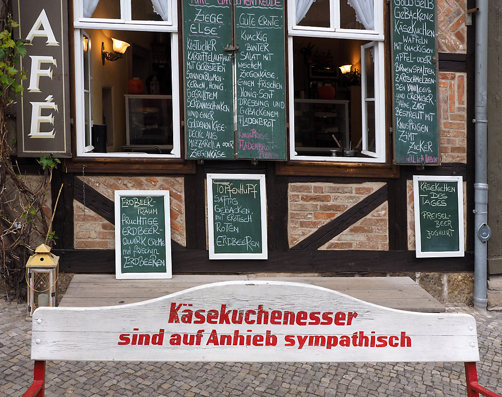 Alles Käsekuchen