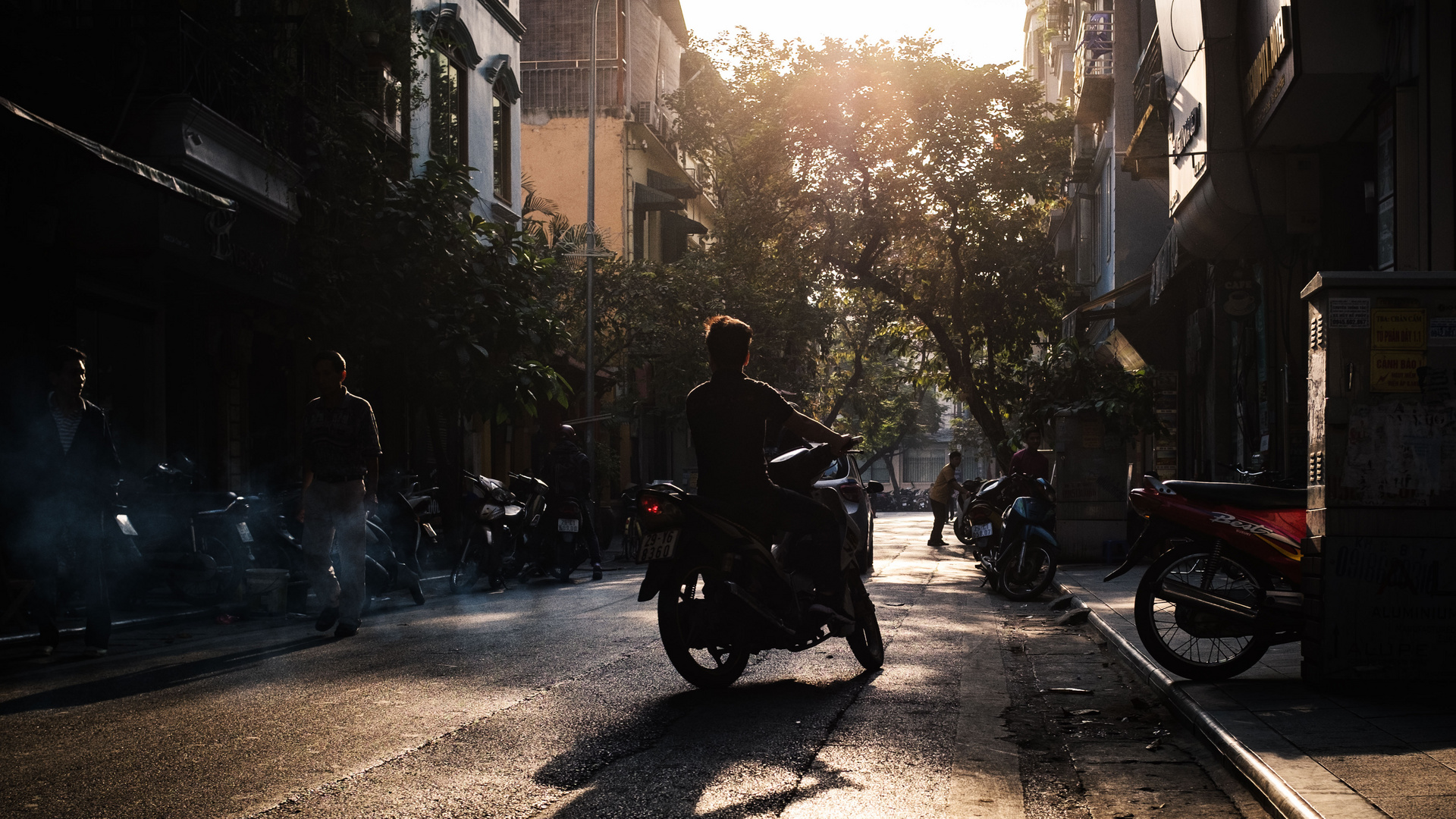 Alley Bike - Hanoi 